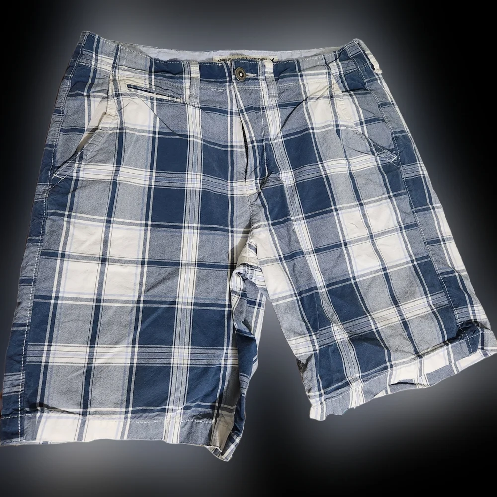 American Eagle Outfitters Plaid Shorts - Picture 1 of 4
